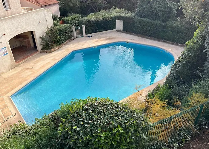 Apartment Charmante Maison - Les Logis Du Boucharel, Confort Et Detente Les Issambres